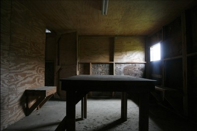 camp_xray_interrogation_room.jpg